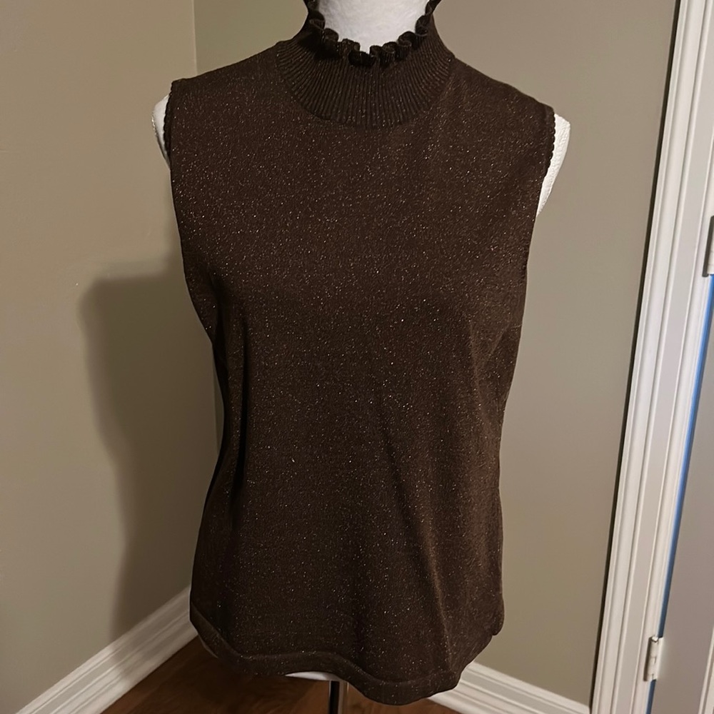 Garfield & Marks sleeveless top - Size L